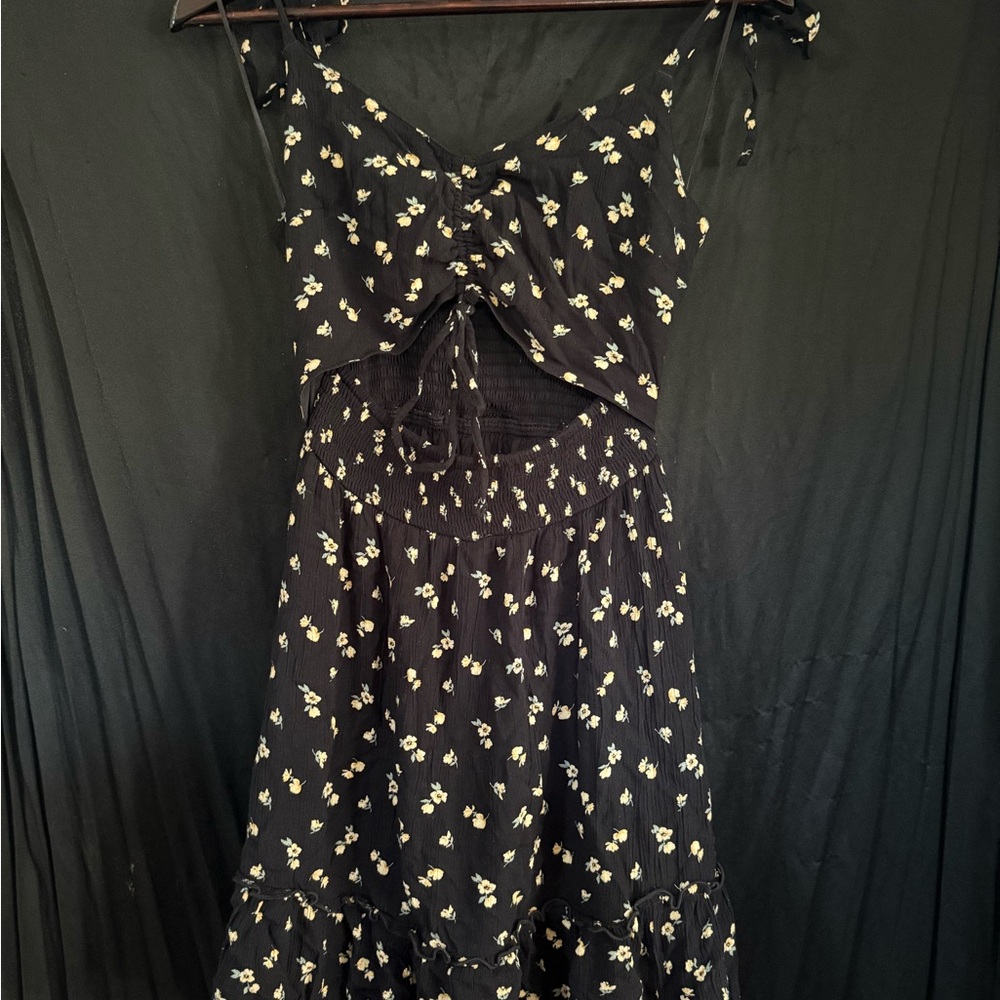 Floral Black Dress - Picture 2 of 6